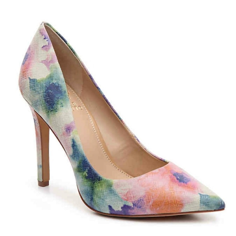 Vince Camuto floral heels size 9